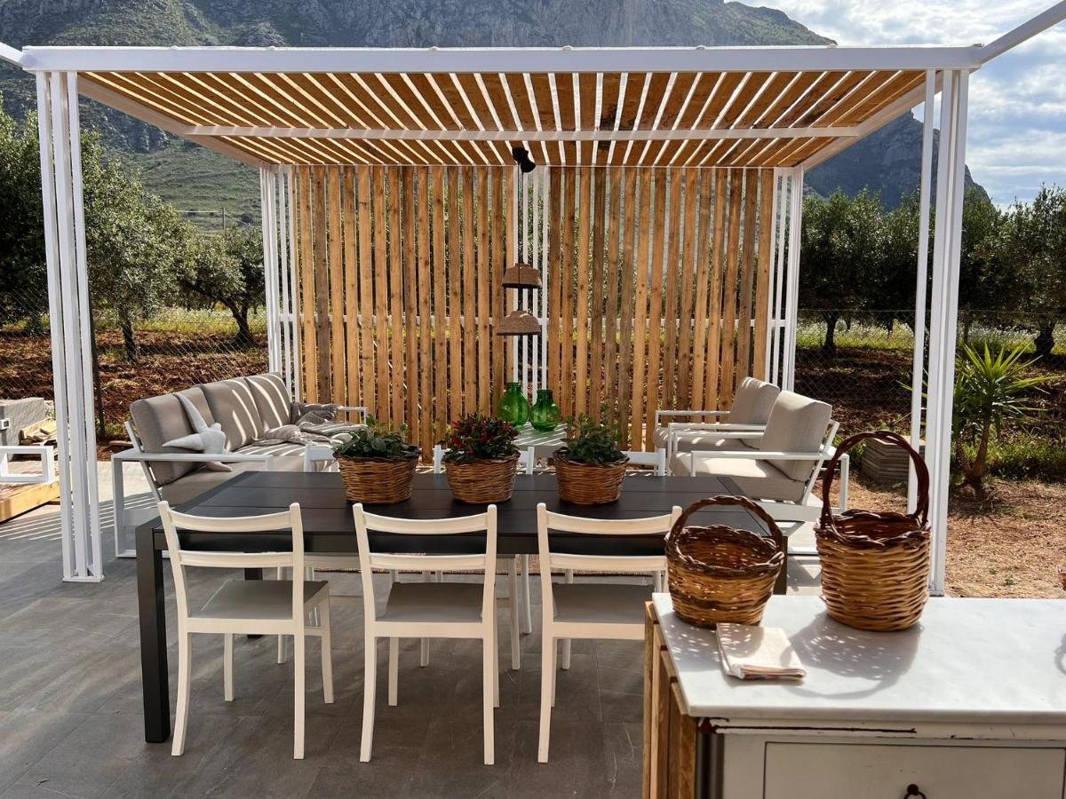 Villa Santareddi กัสเตลลุซโซ ภายนอก รูปภาพ